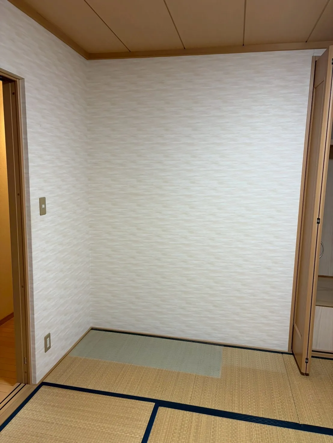 和室※リフォーム前のクロスです