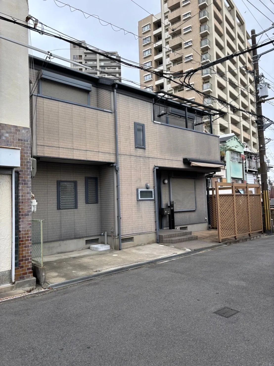 【土地】現況リフォーム済の古家ありです！